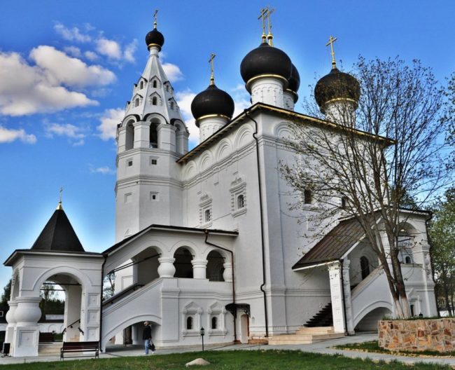 Храм входа Господня в Иерусалим