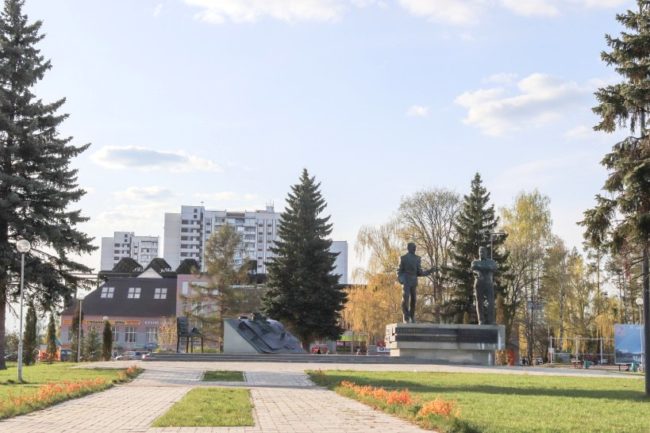 Жить в гостинице гораздо дороже