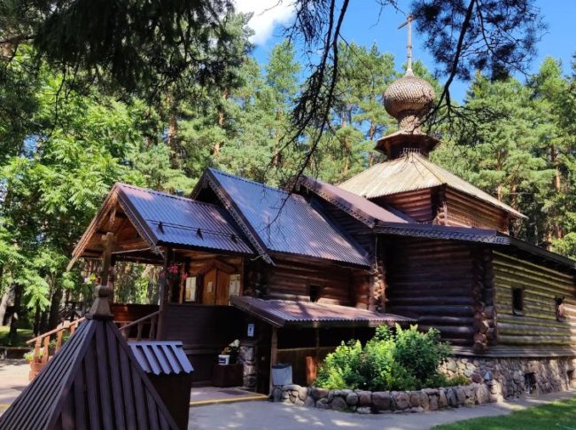 Храм Смоленской иконы Божьей Матери