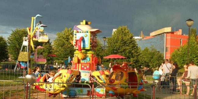 в Дубне есть Парк семейного отдыха
